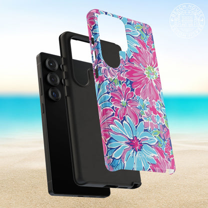 Layers of the Bimini Tough Case for Galaxy with black phone on a beach background