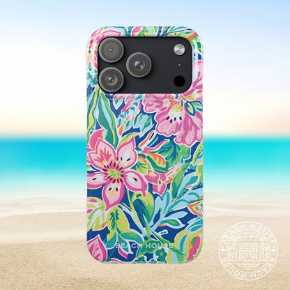 Colorful Fernandina Slim Case for iPhone 17 Pro on a beach background