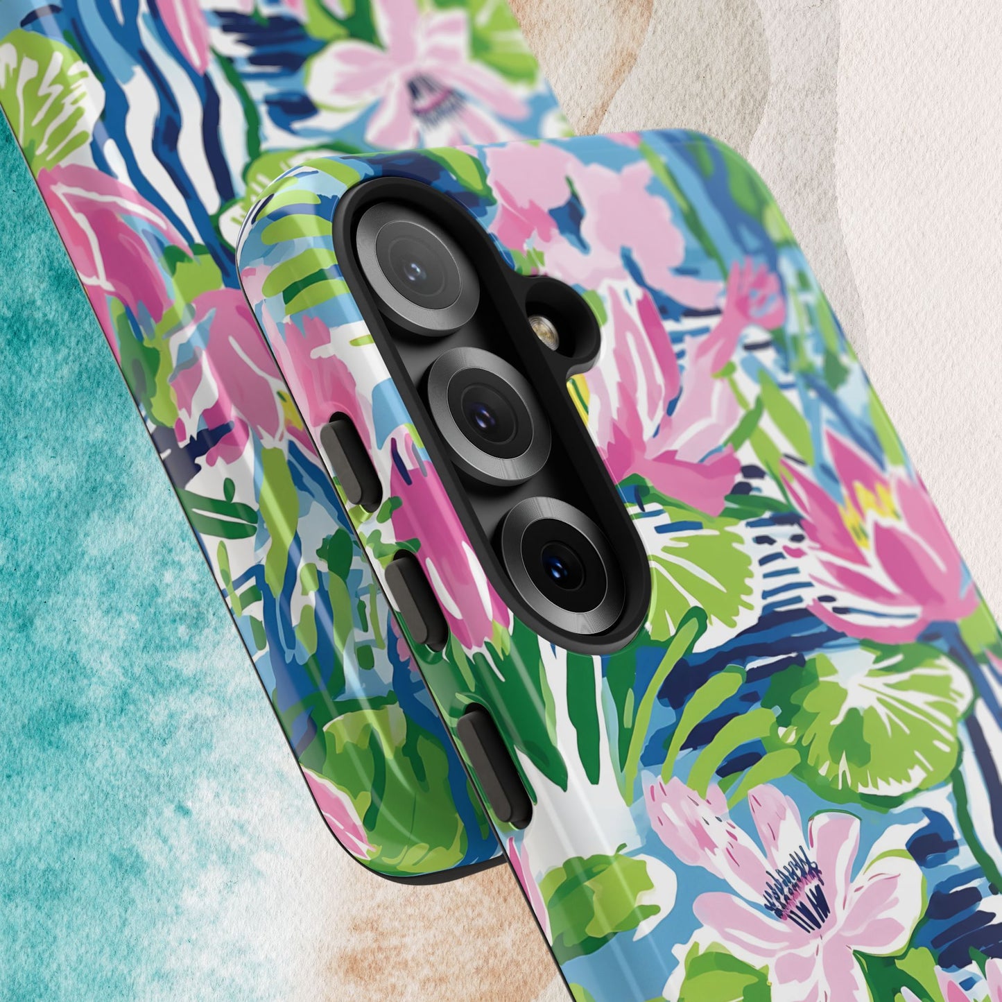 Close up views of the Everglades Tough Case for Galaxy on a textured surface