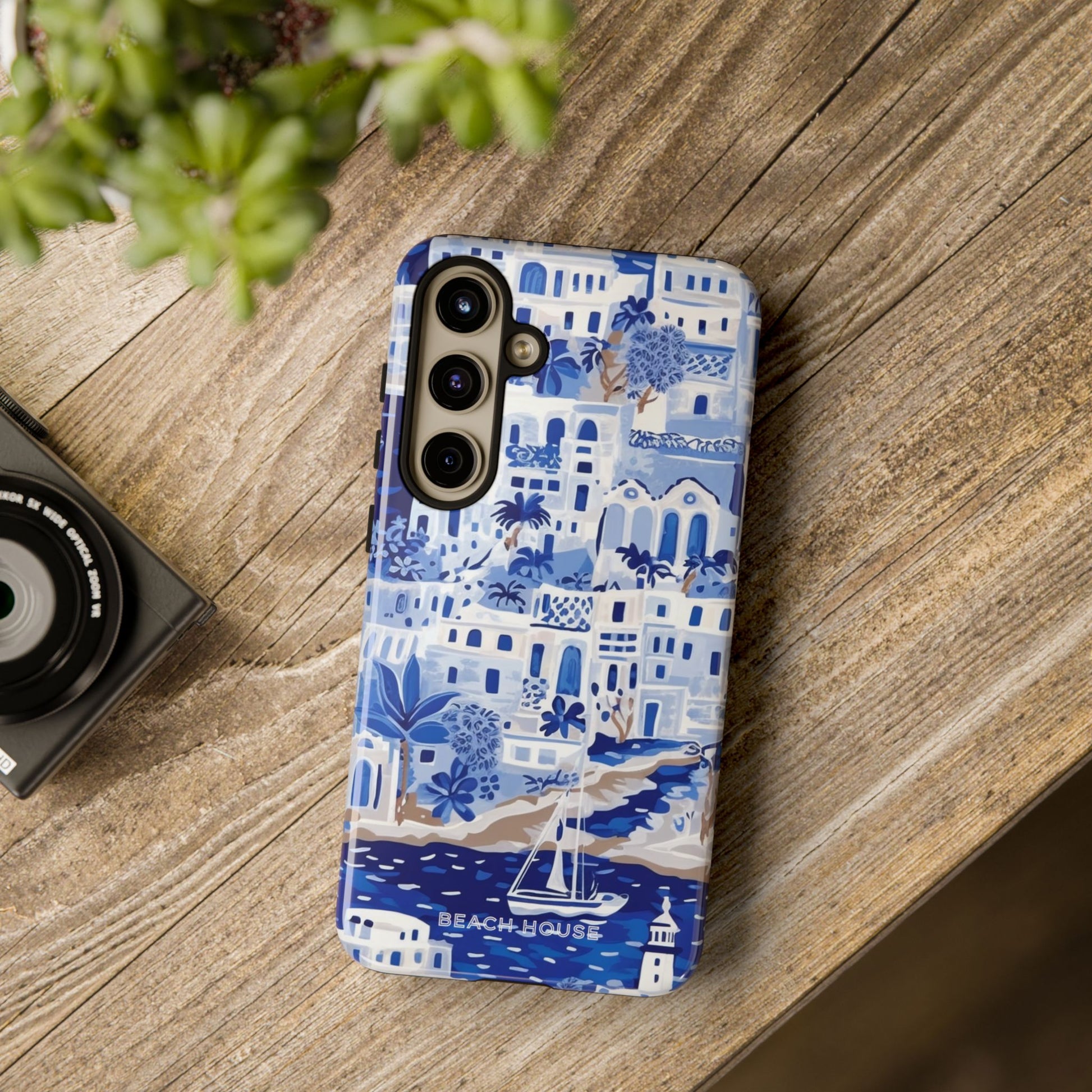 Santorini Tough Case for Galaxy with blue and white tropical design on a wooden surface